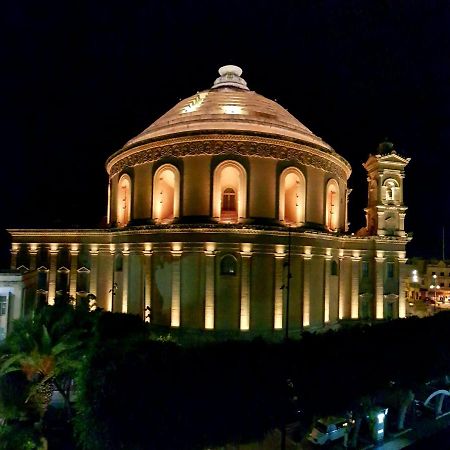 Tafernine Studio In The Heart Of Mosta Exterior photo