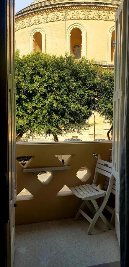 Tafernine Studio In The Heart Of Mosta Exterior photo
