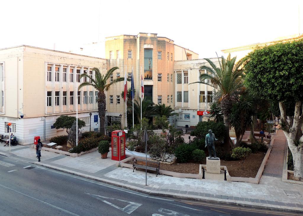 Tafernine Studio In The Heart Of Mosta Exterior photo
